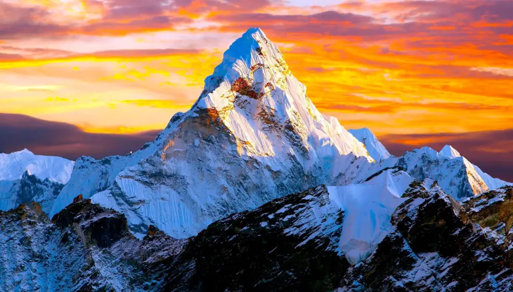 انتخاب محل مناسب برای کمپ کوهنوردی شبانه